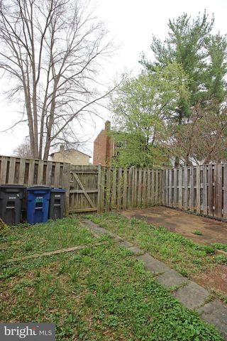 8022 NORTHUMBERLAND RD, Springfield, VA 22153