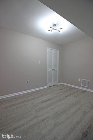 8022 NORTHUMBERLAND RD, Springfield, VA 22153