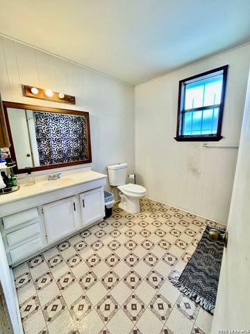 216 N SAN GABRIEL AVE, San Antonio, TX 78237