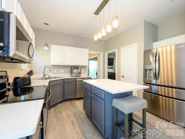 11413 Larix Drive, Charlotte, NC 28273