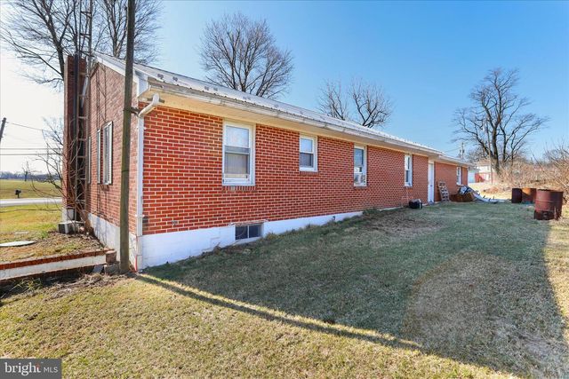 8565 LINCOLN WAY WEST, Saint Thomas, PA 17252