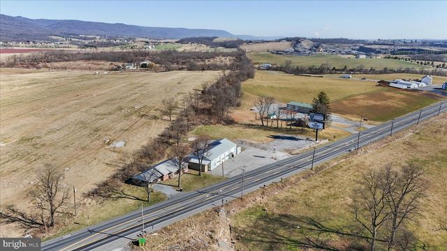 8565 LINCOLN WAY WEST, Saint Thomas, PA 17252