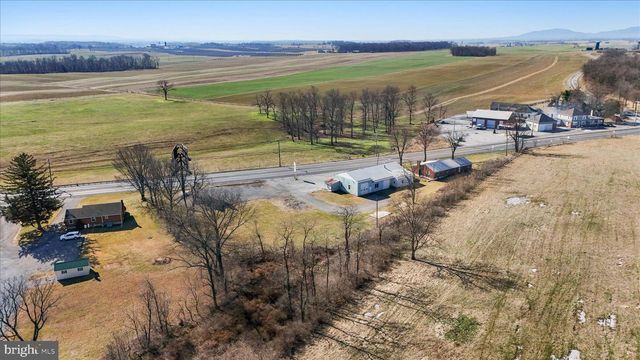 8565 LINCOLN WAY WEST, Saint Thomas, PA 17252