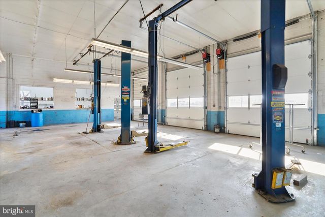 8565 LINCOLN WAY WEST, Saint Thomas, PA 17252