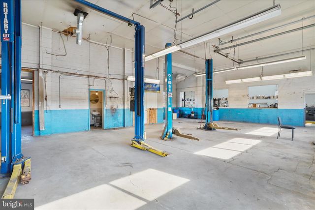 8565 LINCOLN WAY WEST, Saint Thomas, PA 17252