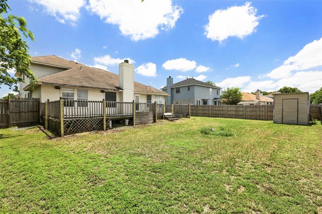 1301 Waterfall Ave, Leander, TX 78641