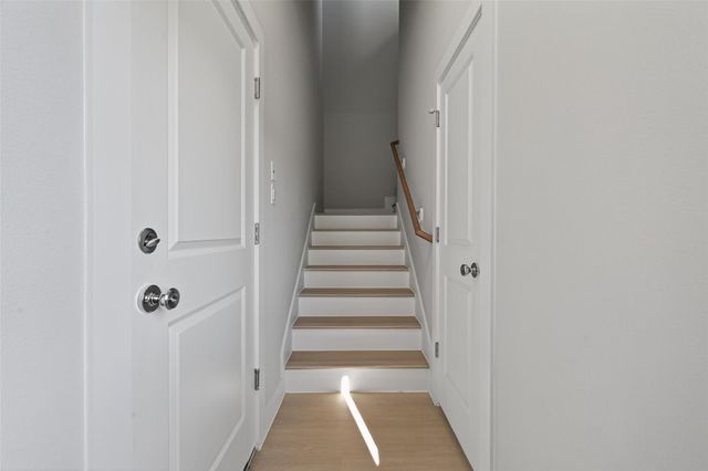 6702 Metro Blvd 9, Houston, TX 77083