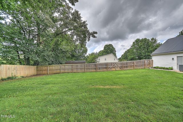 20004 Avondale Road, Abingdon, VA 24211