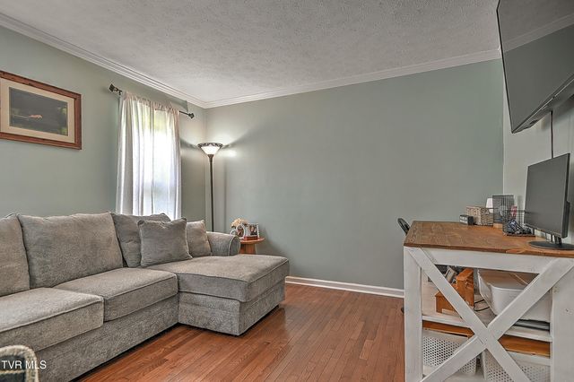 20004 Avondale Road, Abingdon, VA 24211