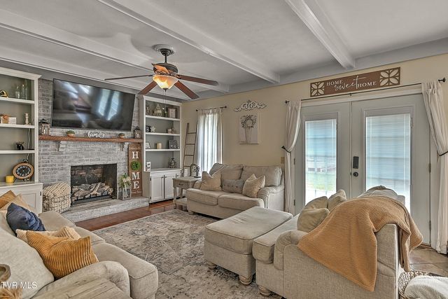 20004 Avondale Road, Abingdon, VA 24211