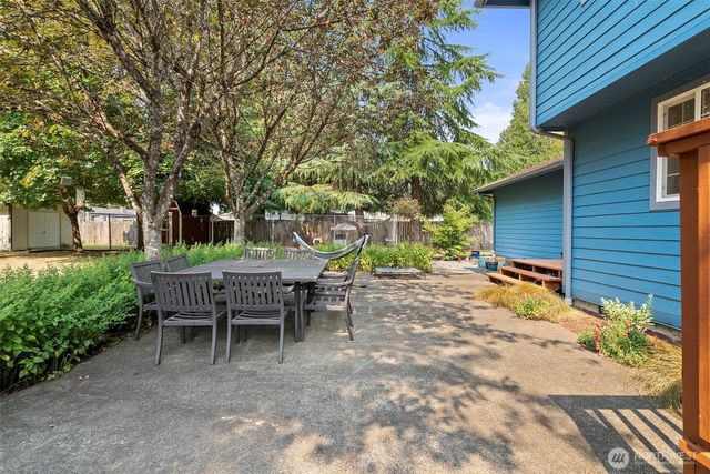 7445 Fair Oakes Road SE, Olympia, WA 98513