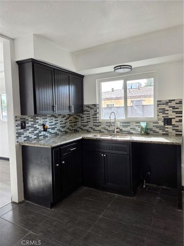 1684 W 8th, San Bernardino, CA 92411