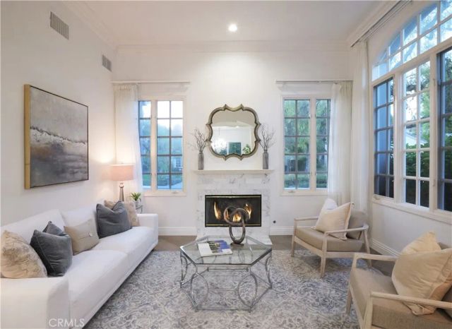 22 Hillcrest Meadows, Rolling Hills Estates, CA 90274