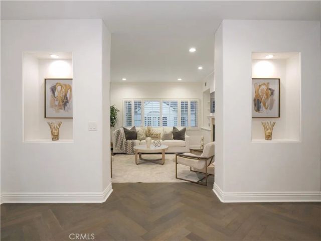 22 Hillcrest Meadows, Rolling Hills Estates, CA 90274