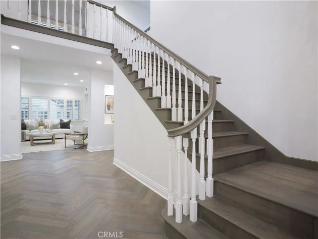 22 Hillcrest Meadows, Rolling Hills Estates, CA 90274