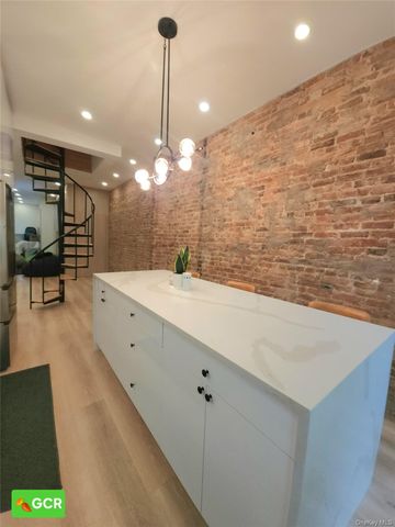 345 Quincy Street A, Brooklyn, NY 11216