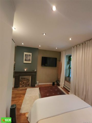 345 Quincy Street A, Brooklyn, NY 11216