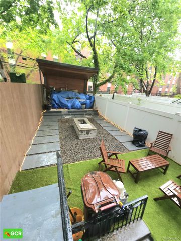 345 Quincy Street A, Brooklyn, NY 11216