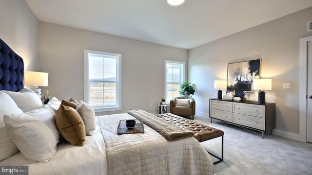 2509 HAWTHORNE DR, Harrisburg, PA 17110