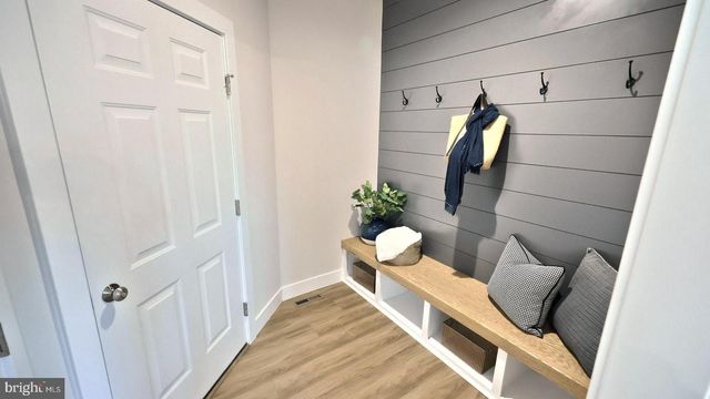 2509 HAWTHORNE DR, Harrisburg, PA 17110