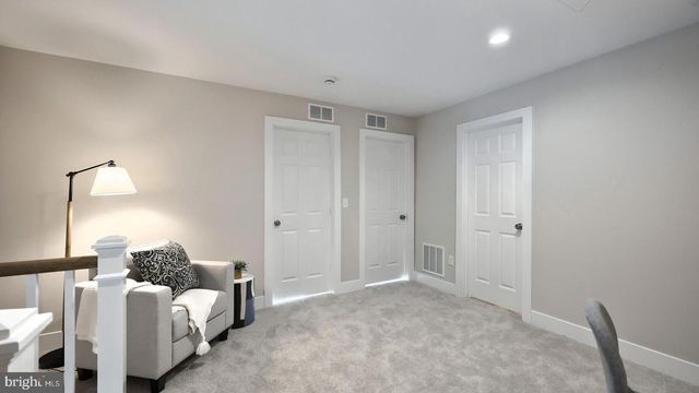 2509 HAWTHORNE DR, Harrisburg, PA 17110