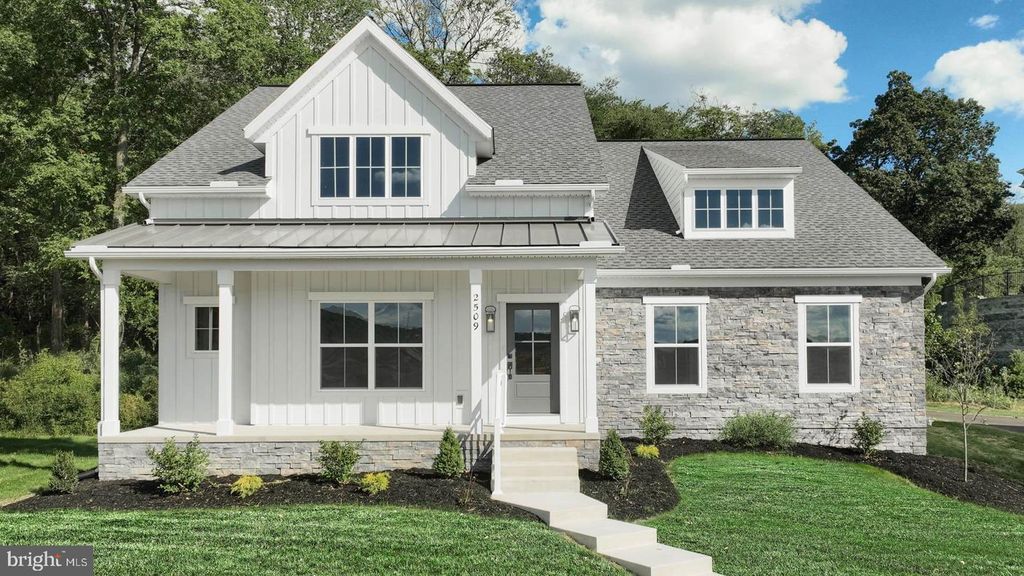 2509 HAWTHORNE DR, Harrisburg, PA 17110