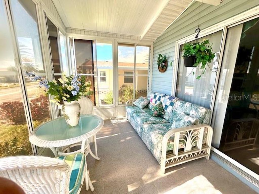 Image 3 of property listing at 459 SHARKS POINT, North Port, FL 34287