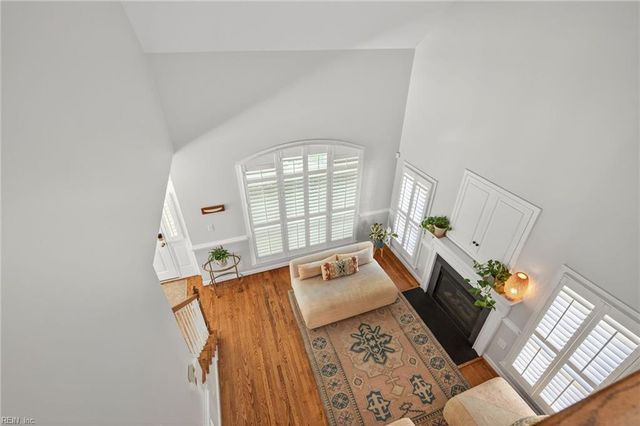286 Walt Whitman AVE, Newport News, VA 23606