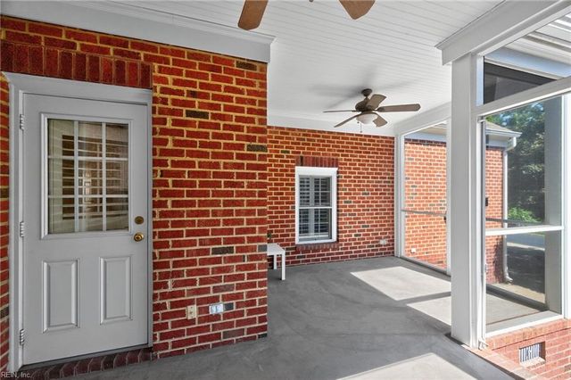 286 Walt Whitman AVE, Newport News, VA 23606