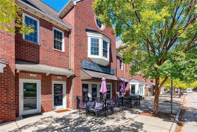 286 Walt Whitman AVE, Newport News, VA 23606