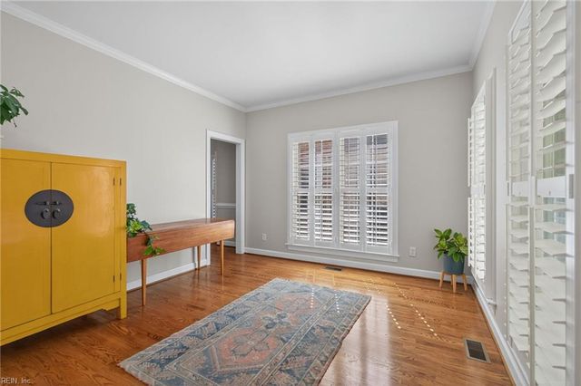 286 Walt Whitman AVE, Newport News, VA 23606