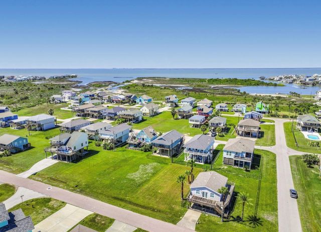 23158 Buena Street, Galveston, TX 77554