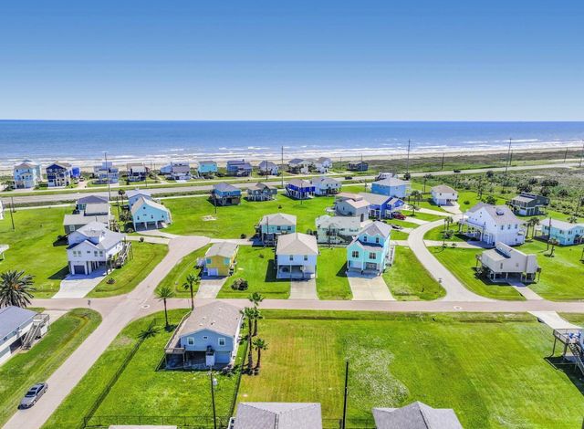 23158 Buena Street, Galveston, TX 77554