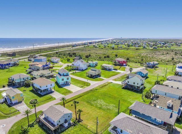 23158 Buena Street, Galveston, TX 77554