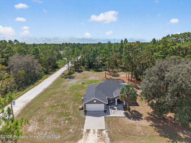 10384 Woodchuck Avenue, Weeki Wachee, FL 34614