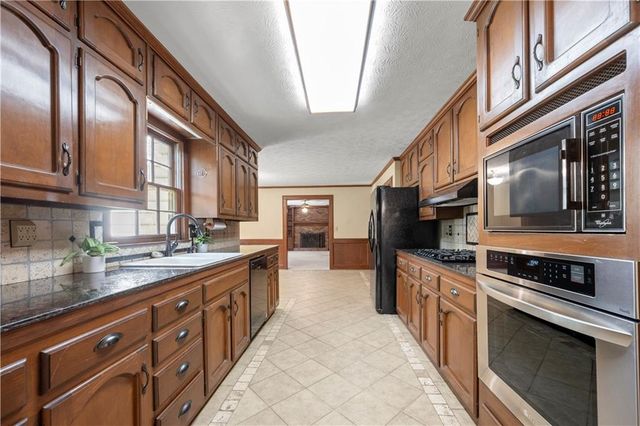 2446 Muirfield Way, Duluth, GA 30096