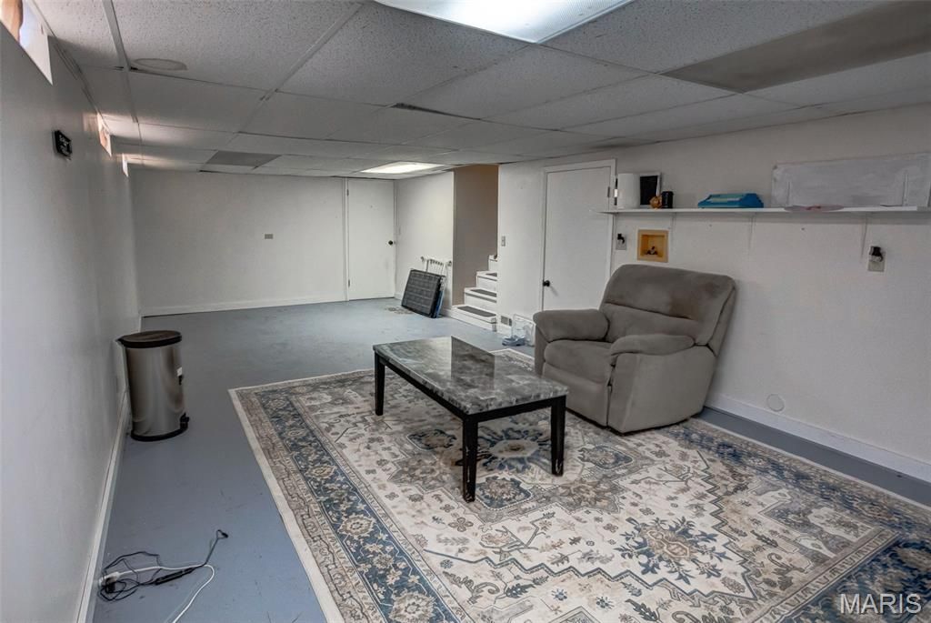 Image 42 of property listing at 702 W Jefferson Street, Pittsfield, IL 62363