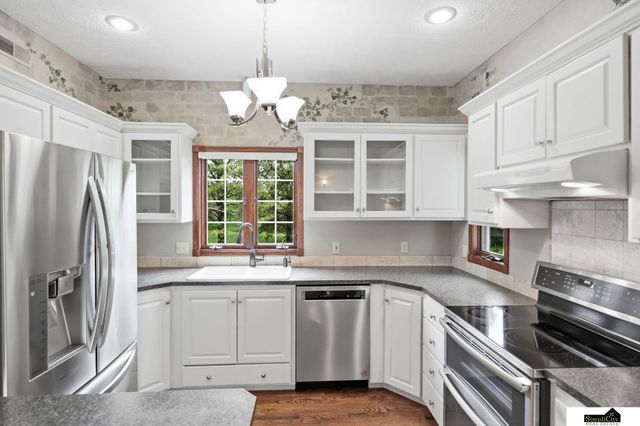 9800 S 120Th Street, Bennet, NE 68317