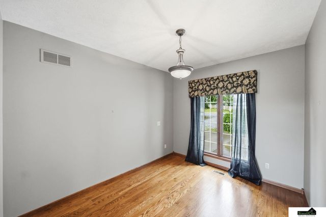 9800 S 120Th Street, Bennet, NE 68317