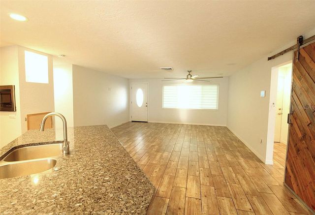 5521 YORKSHIRE WAY, Sarasota, FL 34231