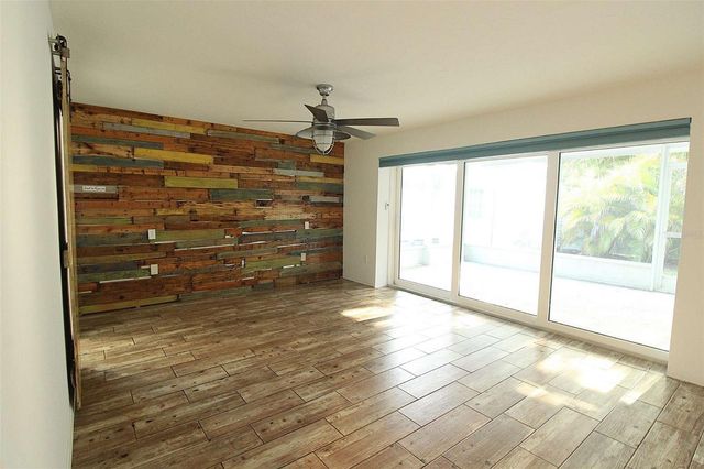5521 YORKSHIRE WAY, Sarasota, FL 34231
