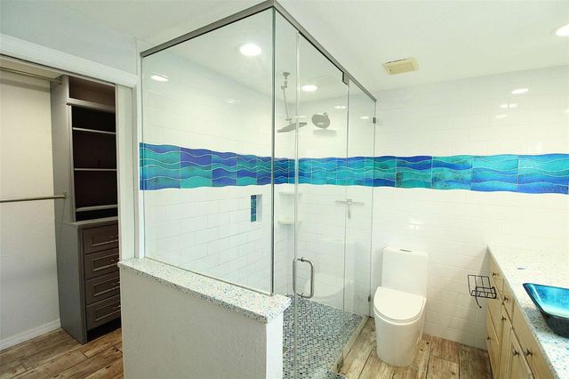 5521 YORKSHIRE WAY, Sarasota, FL 34231