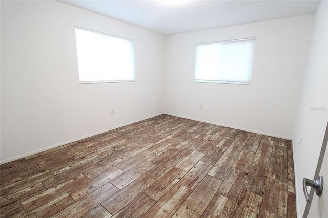 5521 YORKSHIRE WAY, Sarasota, FL 34231