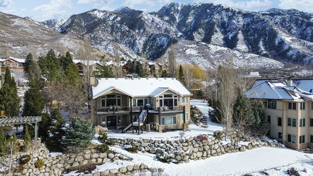 10346 S GRAYROCK CT, Sandy, UT 84092