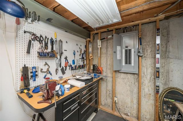 724 Baltic Drive, Florissant, MO 63031