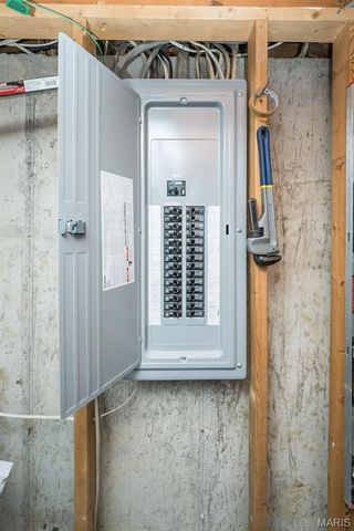 724 Baltic Drive, Florissant, MO 63031