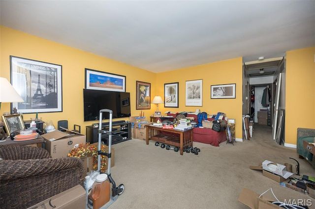 724 Baltic Drive, Florissant, MO 63031