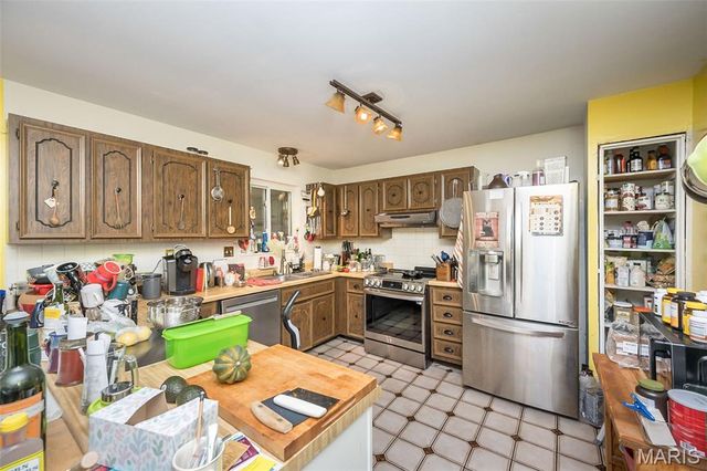 724 Baltic Drive, Florissant, MO 63031