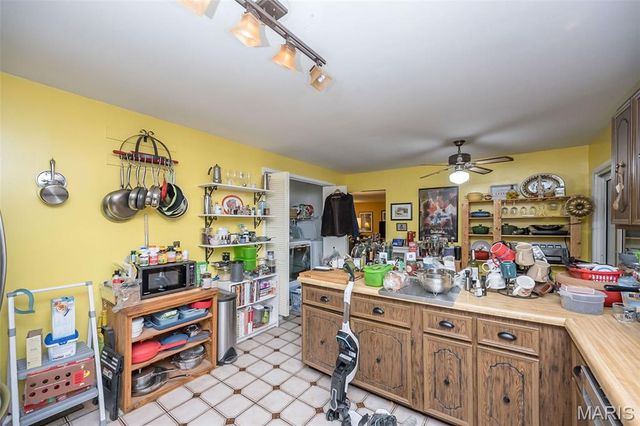 724 Baltic Drive, Florissant, MO 63031