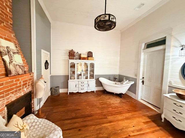 11 Short Cut Road, Lumber City, GA 31549